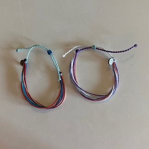 Pack of 2 pura vida bracelets